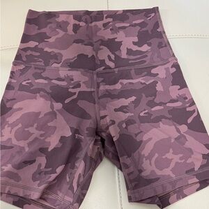Incognito Camo Pink Taupe Multi Align Shorts 6”